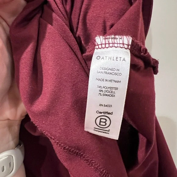 Athlete Double V-Neck tank - Picture 4 of 4